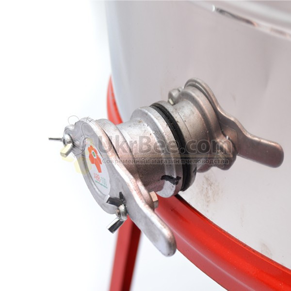 4-frame stainless steel honey extractor with PULSE electric drive