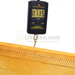 Hanging Scale for the Apiary