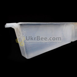 Plastic in-hive feeder (2.3 L)
