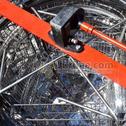 4-Frame Honey Extractor. Stainless Steel. Reversible Cassettes