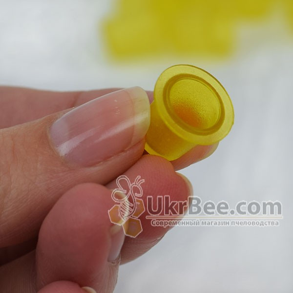 Queen cell cups “Optima Cup”, 100 pcs