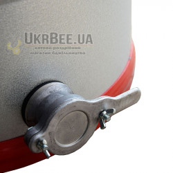 3-Frame Honey Extractor. Non-Reversible Baskets. Aluzinc Tank
