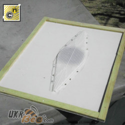 "Rhombus" Nicot Bee Escape