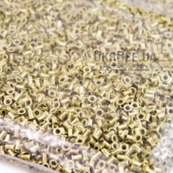 Side eyelets for bee frames 1 kg / 11000 pcs 2.5 mm x 4 mm (copper-plated iron)