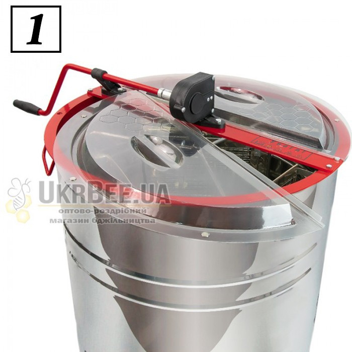 Plastic honey extractor lid with magnets