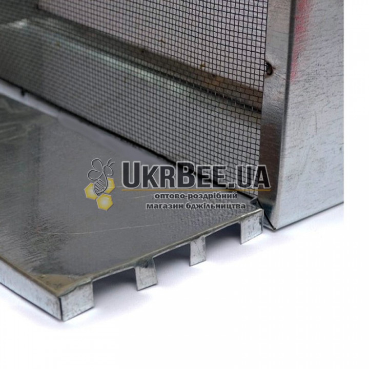 Ruta Isolator (3-frame)