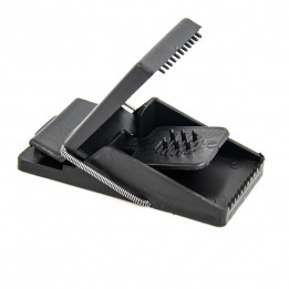 Plastic “Clothespin” Mouse Trap