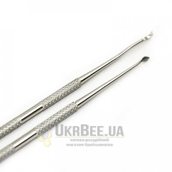 Grafting Tool for Transferring Larvae, Czech Republic (Double-Ended Metal)