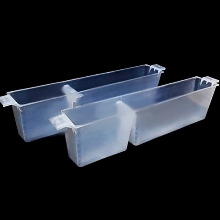 Plastic in-hive feeder (2.3 L)