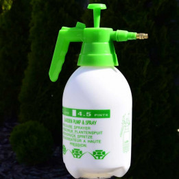 “Rosinka” Sprayer with Pump, 2 L