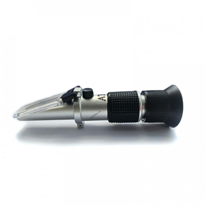 Honey Refractometer + ATC for Moisture Measurement