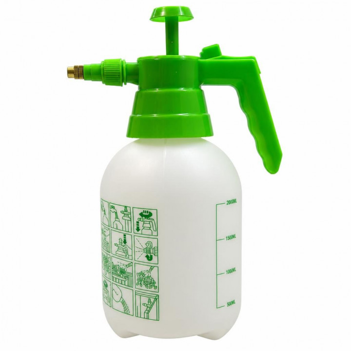 Front view of a pump sprayer with pictograms on a white background